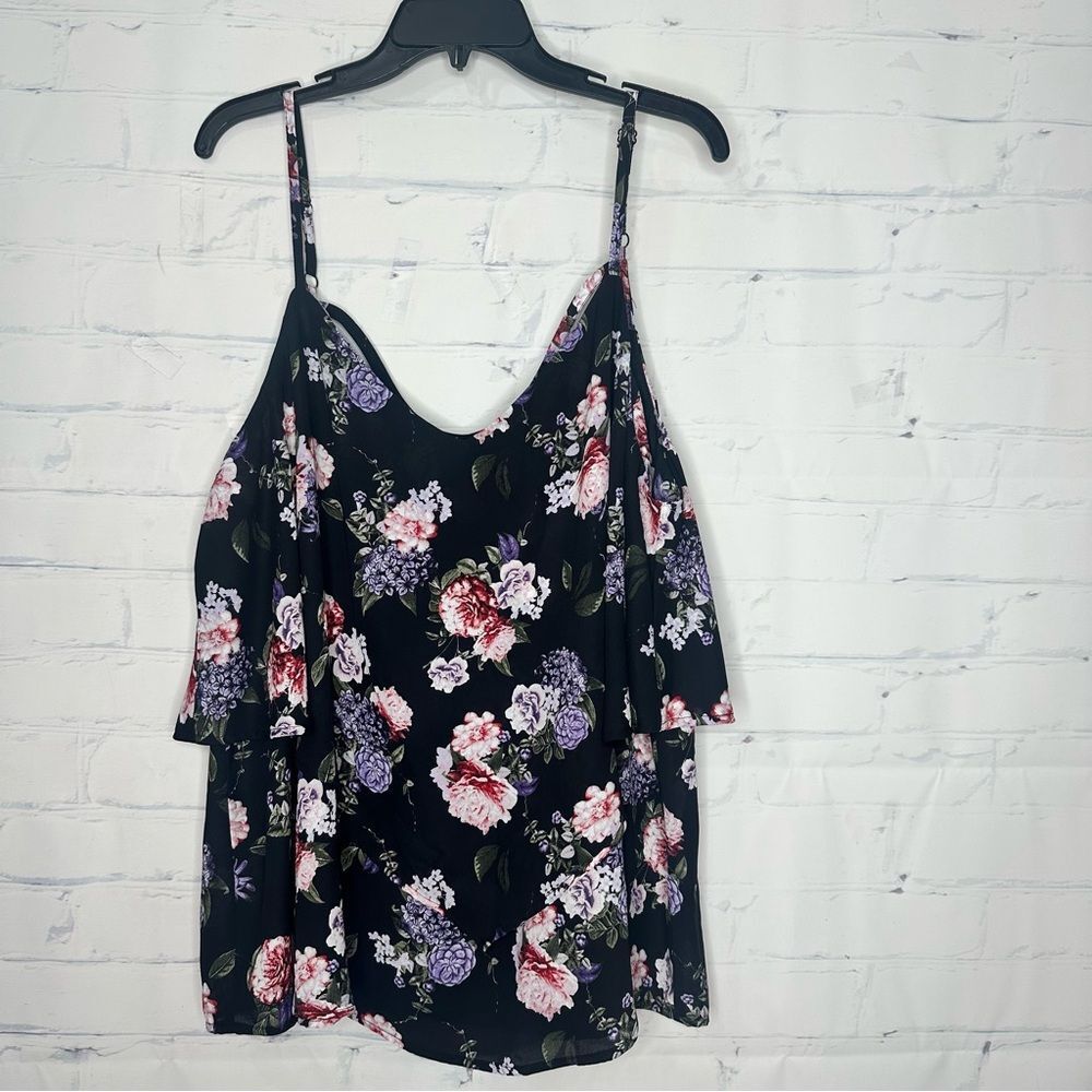 Torrid size 3/3XL top‎ - brand new with tags!